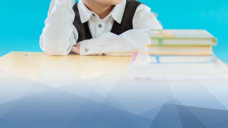 叉车操作证复审考核主要包括以下内容：