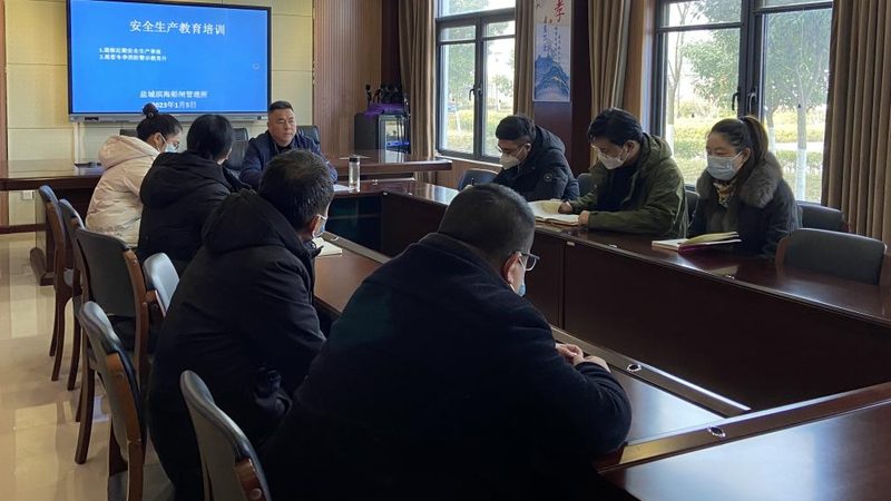 实操培训：侧重实际操作能力培养